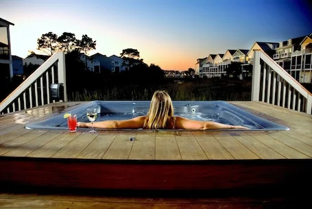 Water’s Edge Inn – Adults Only