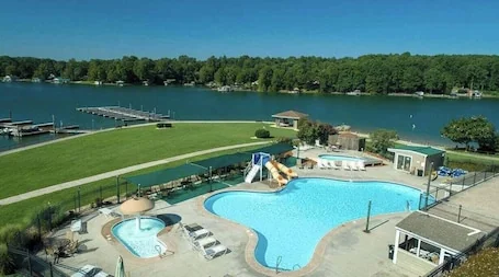 #2100 Pointe – Studio Suite at Mariners SML