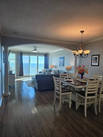 3br 2ba Beachfront Condo