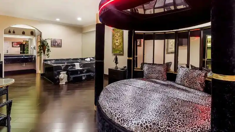 Americas Best Value Platinum Inn & Suites