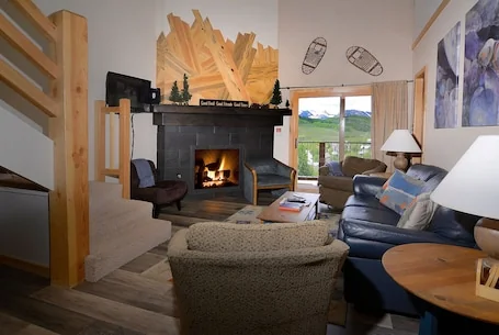 Aspen Grove, Ski in/out, Hot Tub, Pet Friendly
