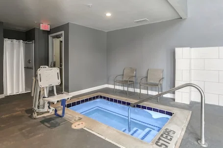 Baymont by Wyndham Bowling Green