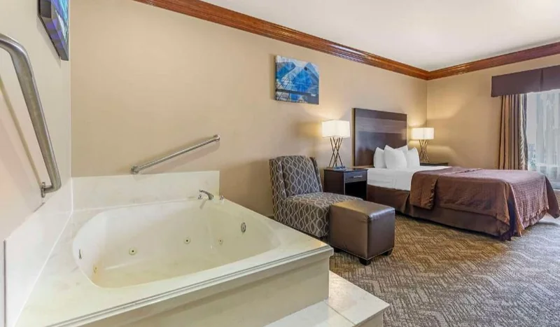 Best Western Fort Worth Inn & Suites
