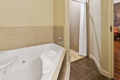 Best Western Plus Georgetown Inn & Suites