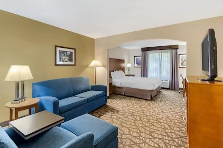Best Western Plus Richmond Hill Inn