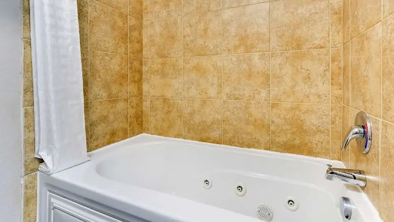 Best Western Plus University Inn & Suites