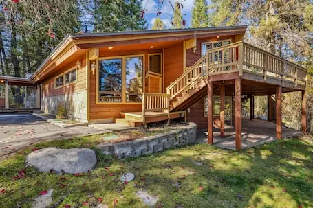 Birch Fairway House – On golf course – Hot tub – Garage – Family friendly