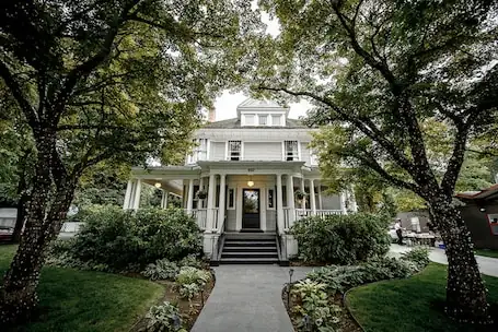 Blackwell Hotel