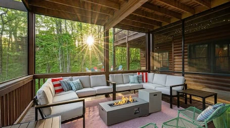 Blue Ridge Retreat – Sauna – Hot Tub – Firepit