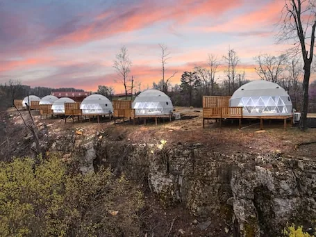“Cloud Chaser” – Overlook Dome 005 in RRG