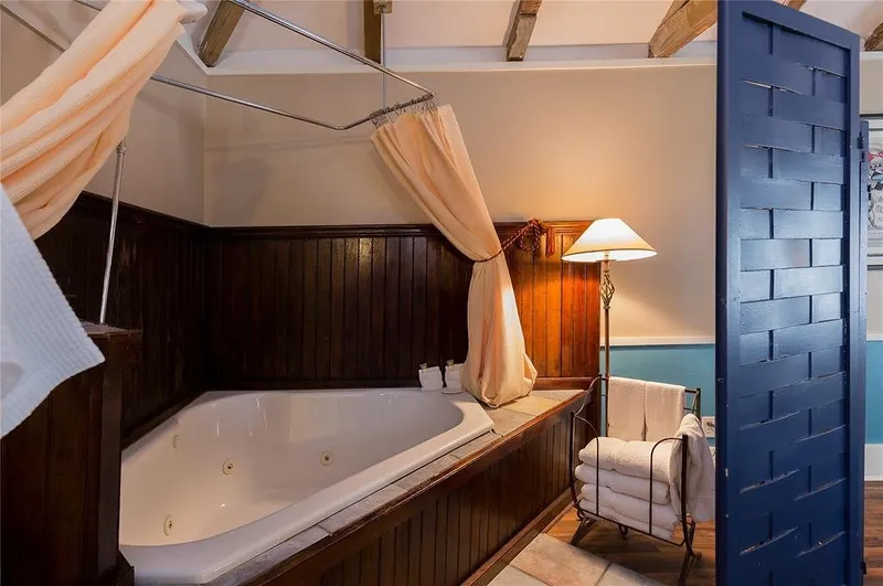 Coppersmith Inn Bed & Breakfast