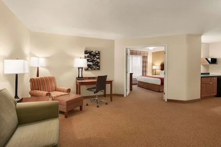 Country Inn & Suites by Radisson, Ames, IA