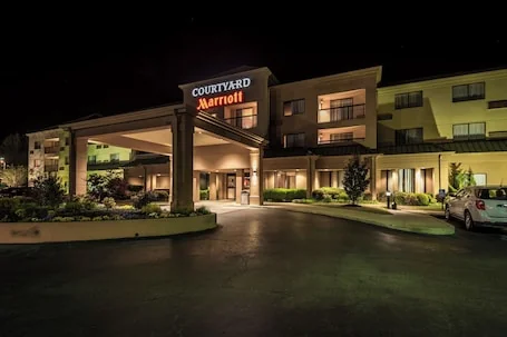 Courtyard By Marriott Tupelo