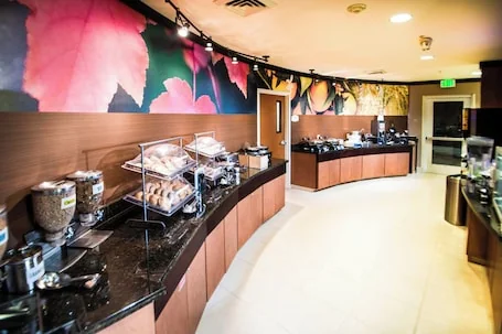 Fairfield Inn and Suites by Marriott Burley