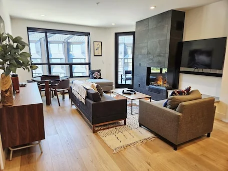 Five Needles 317 – 2BR with Balcony & Fireplace