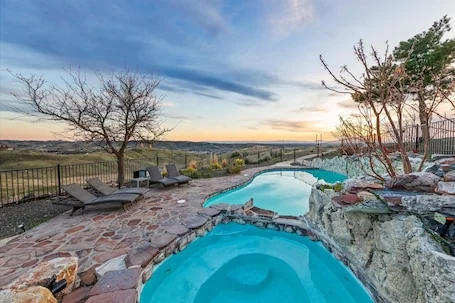 #Habitue – Casa Vida Sol – Foothills Retreat | Pool, Spa & Views