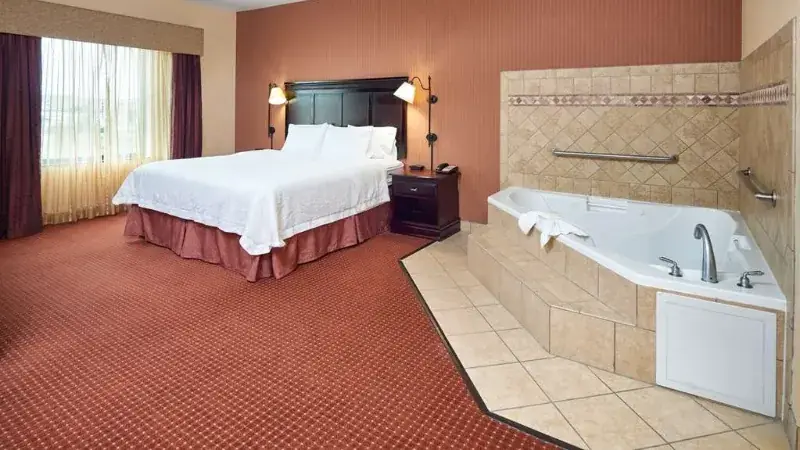 Hampton Inn & Suites Austin South Buda