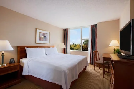 Homewood Suites by Hilton Falls Church – I-495 at Rt. 50