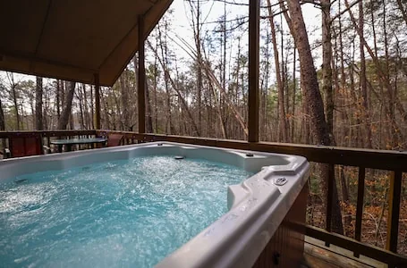 Just the 2 of Us – Pet Friendly with Hot Tub and Foosball Table