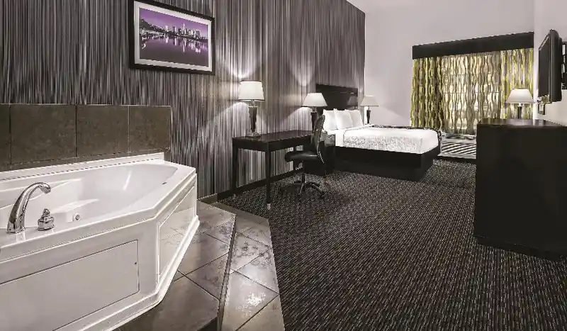 La Quinta by Wyndham Austin – Cedar Park
