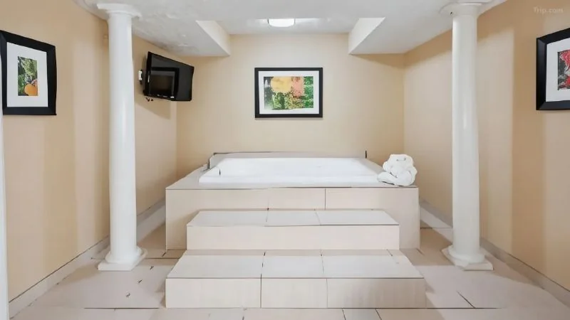 Landmark Hotel Dallas – Addison