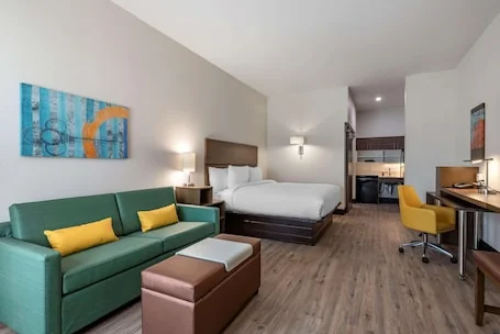 MainStay Suites Colorado Springs East – Medical Center Area