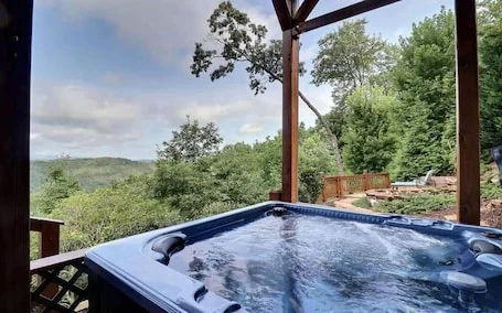 Majestic Mountaintop Escape