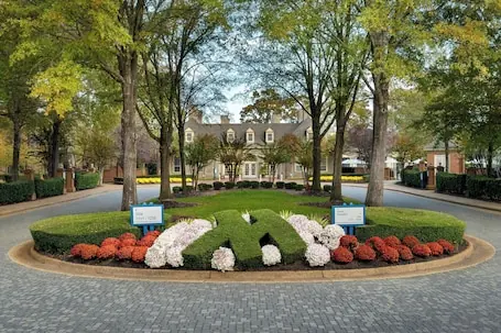 Marriott’s Manor Club at Ford’s Colony