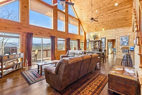Paradise Retreat – Never Ending Mountain Views