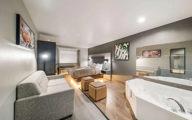 Quality Inn and Suites North Mesquite I-30