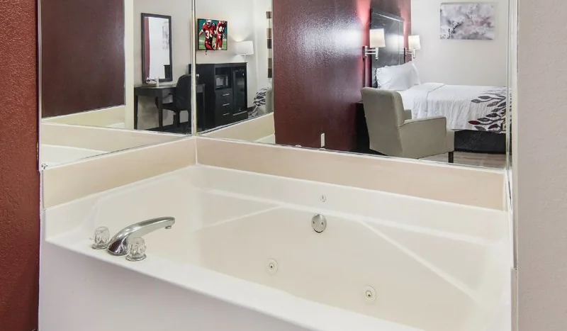 Red Roof Inn Fort Worth – Saginaw