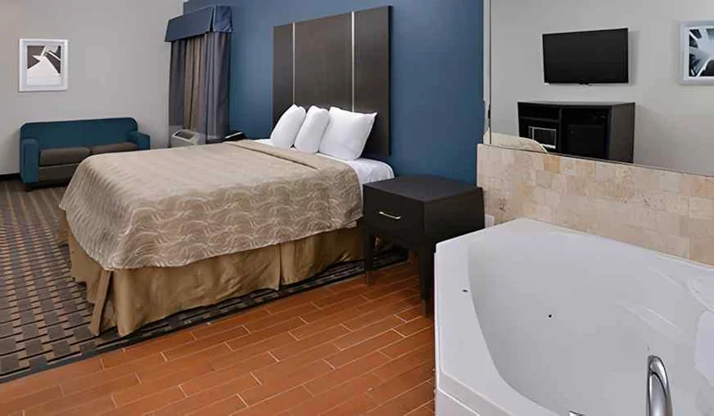 Regency Inn and Suites