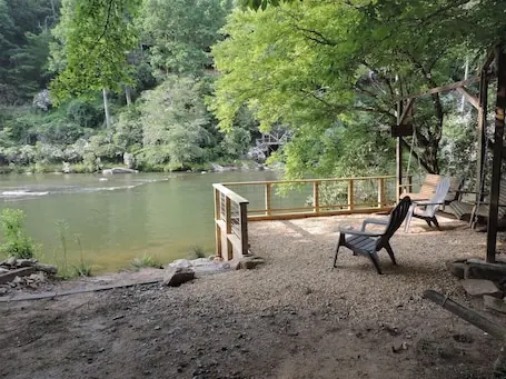 River Daze – A Beautiful River Front Brick House O