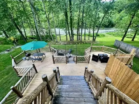 Riverside Retreat-Soak in Hot Tub w/Mountain Stars