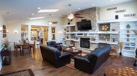 Rockbrook Manor – Great Location, minutes from Downtown, University of Virginia