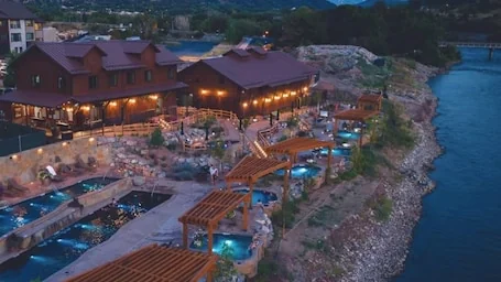 Aspen, Snowmass & Glenwood Springs