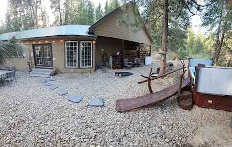 Shattuck Mountain Retreat – New Secret Spa Hidden in the Forest!