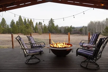 The McCall House- Hot Tub, A/C, Huge Covered Patio