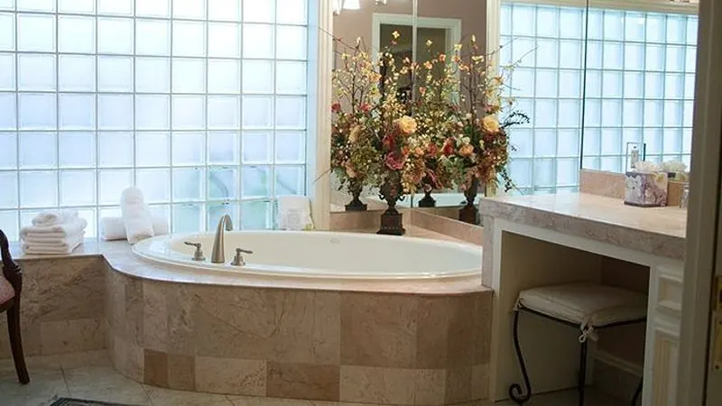 The Sanford House Inn & Spa