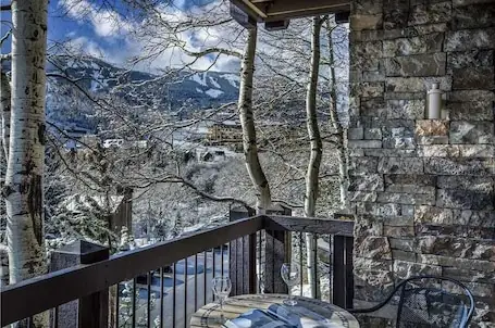 Woodbridge Condos by Snowmass Vacations