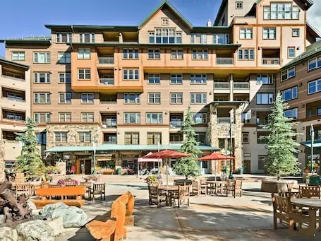 WP Base! Zephyr Mtn Ldge 1BR Ski In/Out, Smart TVs, solo WiFi, NEW BATH
