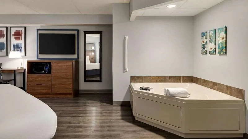 AmericInn by Wyndham Lincoln South