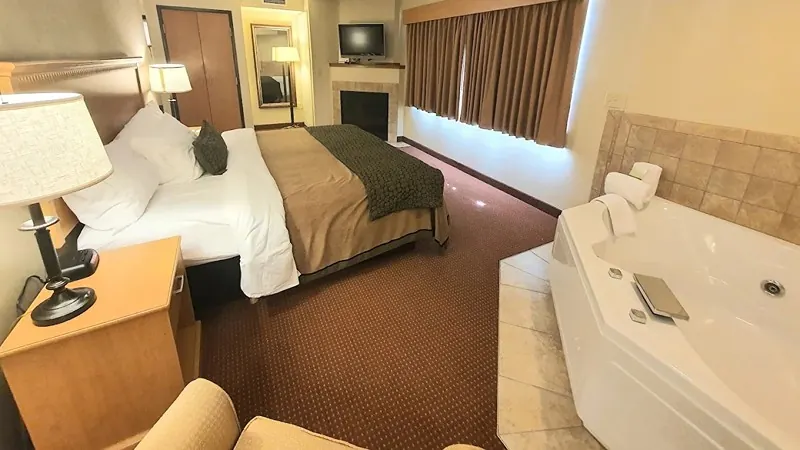 AmeriVu Inn and Suites – Waconia