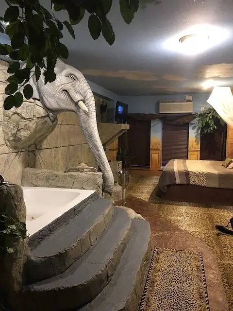 Anniversary Inn