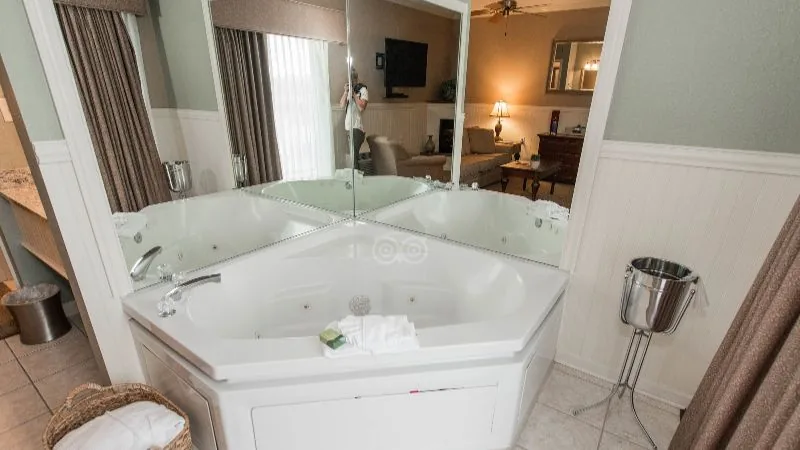 Avenue Inn & Spa