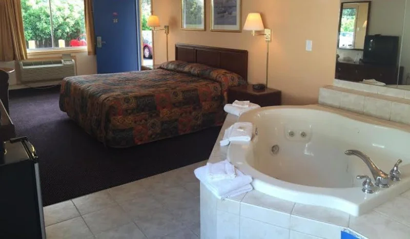 Belmont Inn and Suites