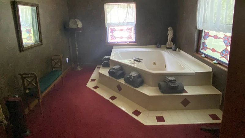 Benton Place Inn
