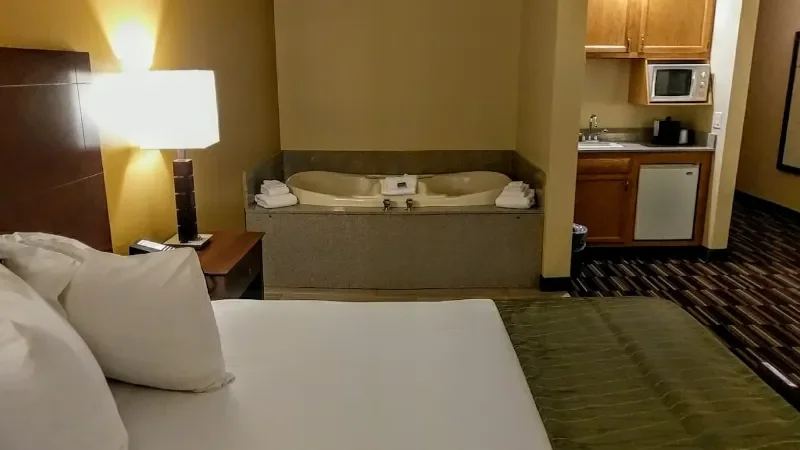 Best Western Falcon Plaza