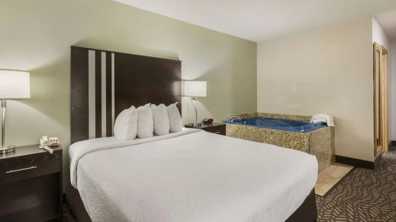 Best Western Indian Oak