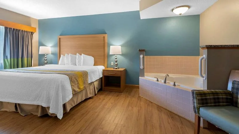 Best Western Plus Executive Court Inn & Conference Center
